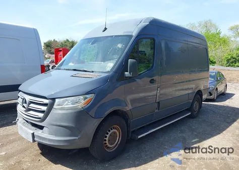 2019 Mercedes-Benz Sprinter 2500 High Roof V6/Standard Roof V6 z USA, uszkodzony, nr VIN WD4PF0CD6KP044032